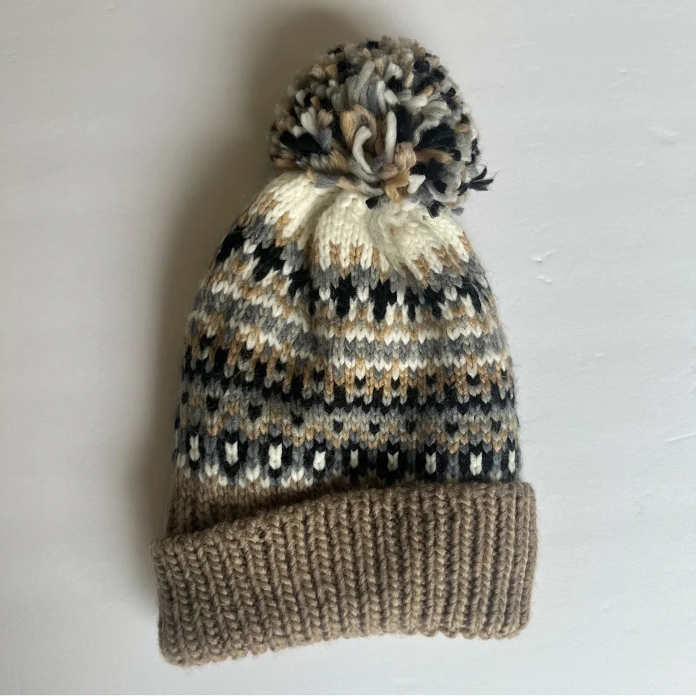NWT Rooted Soul Neutral Knit Beanie OS